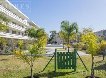 Departamento · 71m² · 3 Ambientes · 1 Cochera · Departamento en Venta en Saravi Village