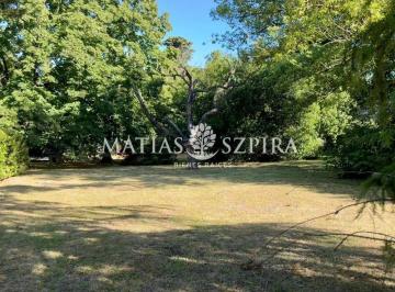 Terreno · 382m² · Lote en Venta en El Resuello