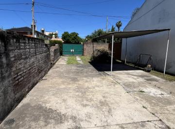 Terreno · 275m² · Terreno con Todos Los Servicios en Pasteur Casi Lauria