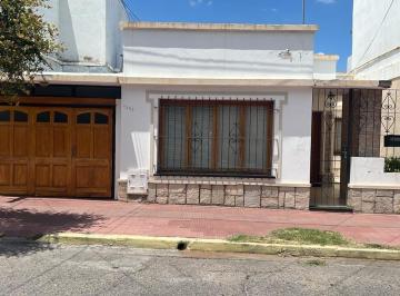 MUN-MUN-1414_2 · Casa 5 Ambientes. | Pasaje Remedios de Escalada 1400