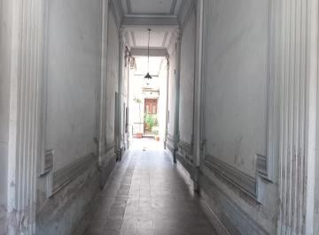 PH de 3 ambientes, Monserrat · PH 3 Amb por Escalera. Para Reciclar. Bajas Exp. Oportunidad