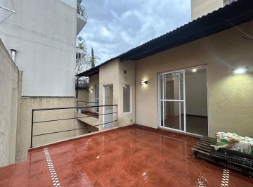 PH de 3 ambientes, Liniers · ¡Ph con Balcón, Patio y Terraza! 3 Ambientes Grandes y Súper Luminosos