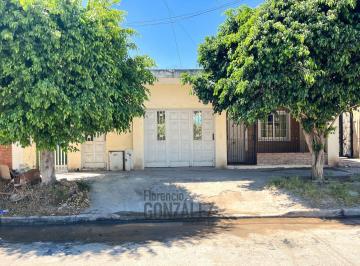 MPI-MPI-4016_2 · Casa en Venta 3 Amb Toda en Plata Baja con Patio y Terraza