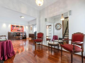 Casa · 176m² · 7 Ambientes · 2 Cocheras · Venta/permuta - Casa - a Refaccionar - Roque Sáez Peña, Rosario