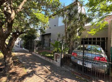Casa de 4 ambientes, Ituzaingó · Chalet de Dos Plantas de Muy Buena Construccion