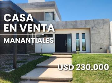 Casa · 200m² · 5 Ambientes · Solares de Manantiales Casa en Venta 3 Dorm.