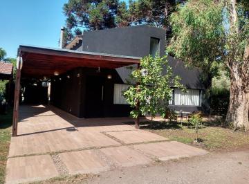 Casa · 126m² · 3 Ambientes · 2 Cocheras · Casa en Venta Barrio La Soberana General Rodriguez