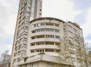 Departamento · 206m² · 6 Ambientes · 1 Cochera · Departamento - Centro