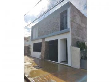 Casa de 5 ambientes, San Juan · Casa Ideal Clinica, en Ciudad de San Juan