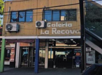 FRENTE · Local en La Galeria La Recoba Ubicado en El 1er Piso