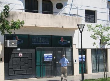 Bodega-Galpón · 286m² · 1 Cochera · Royo Inmobiliaria Alquila Galpon 286 m Cuadrados en Facundo Zuviría 5235