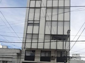 Departamento · 38m² · 2 Ambientes · Departamento en Pleno Centro de Banfield