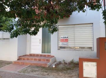 Casa de 8 ambientes, Córdoba · Nuevo Poeta Lugones Excelente Duplex
