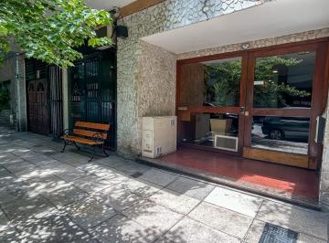 Departamento · 74m² · 4 Ambientes · Guayaquil 200 Departamento de 4 Ambientes en Caballito Alquiler
