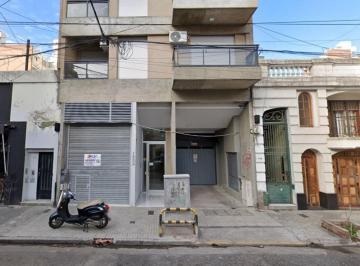 Imagen 1 - Cochera en planta baja con portón automático y sistema de monitoreo en Pte Roca y 3 de Febrero. - · Cochera en Planta Baja con Portón Automático y Sistema de Monitoreo en Pte Roca y 3 de Febrero.