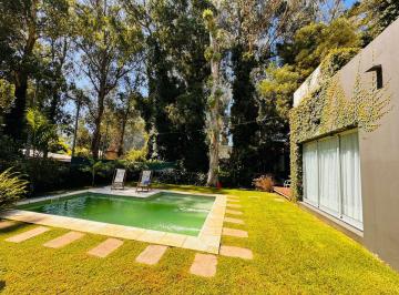 Casa Alquiler de 4 ambientes · Alquiler Casa Bosque Peralta Ramos - Marzo a Diciembre