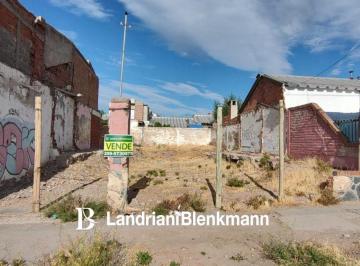 Terreno · 215m² · Excelente Lote en Calle Colon, Neuquen Capital