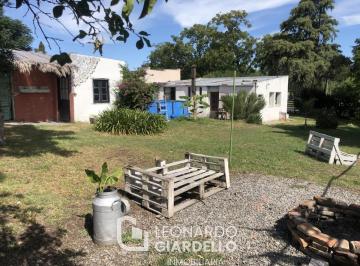 Casa · 69m² · 3 Ambientes · Colonia - Venta Casa de 2 Dorm. con Gran Terreno