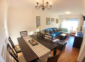 Departamento · 58m² · 3 Ambientes · Colonia - Venta Apartamento de 2 Dorm. con Cochera