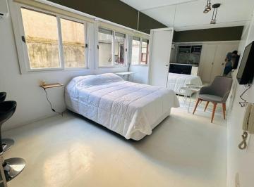 Departamento de 1 ambiente, Recoleta · Plaza Lopez – Luminoso Monoambiente en Recoleta