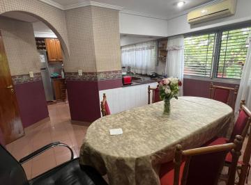 Casa de 5 ambientes, Lomas de Zamora · Venta Casa 5 Ambientes 280 m² en Banfield