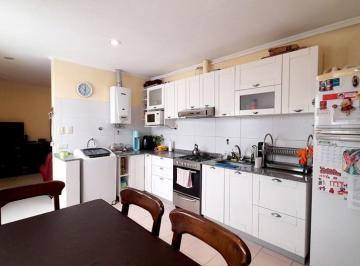PH · 70m² · 3 Ambientes · Departamento PH en Venta en Sáenz Peña, Tres de Febrero, G. B. a. Zona Oeste