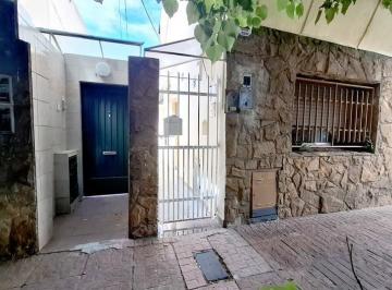 PH · 70m² · 3 Ambientes · Departamento PH en Venta en Sáenz Peña, Tres de Febrero, G. B. a. Zona Oeste