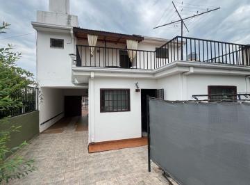 Casa · 185m² · 5 Ambientes · 2 Cocheras · Casa en Venta 4 Dorm. Departamento a 5 Cuadras del Centro, Apta Crédito, Villa Carlos Paz