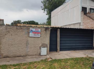 Casa de 3 ambientes, Almirante Brown · Venta de Casa en Burzaco. Retasada.