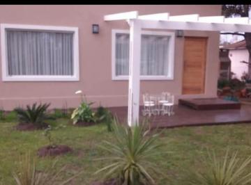 Casa · 120m² · 2 Ambientes · Casa en Venta Ostende Pinamar