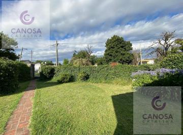 Casa · 100m² · 3 Ambientes · 1 Cochera · Casa a Resiclar
