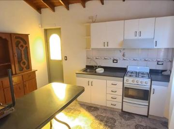 Departamento · 100m² · 4 Ambientes · Departamento Multifamiliar - P. B. 2 Amb + P. A. 3 Amb C/ Patio