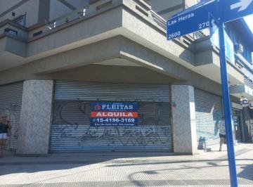 Local comercial · 268m² · 2 Cocheras · Alquiler Local Comercial Sobre Importante Av en Lomas del Mirador