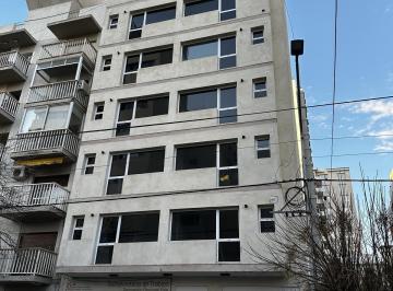 Edificio · Edificio Comercial en Alquiler