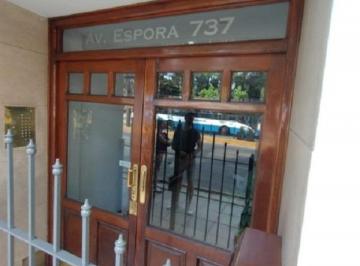 Departamento de 2 ambientes Alquiler $ 450.000 · Departamento Sobre Av Centro Adrogue Sin Cochera