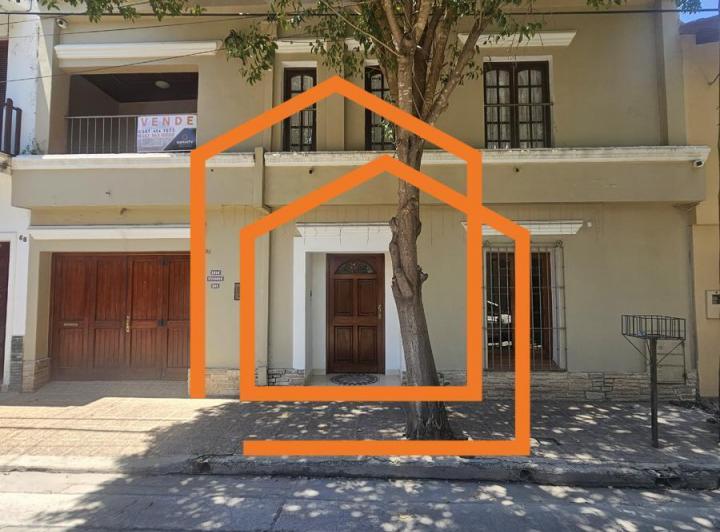 Casa · 345m² · 9 Ambientes