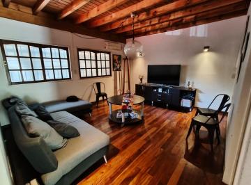 LIVING · Casa en Venta Cinco Esquinas 4 Dorm. Dep. Patio Lindisimo