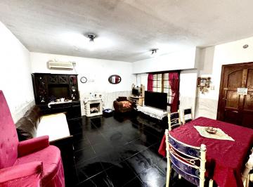 PH · 68m² · 3 Ambientes · PH Tipo Casa Al Frente