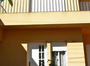 Casa · 400m² · 5 Ambientes · 2 Cocheras · Casa en Jáuregui Apta Crédito