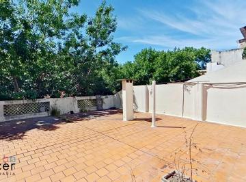 PH · 80m² · 3 Ambientes · PH de 3 Ambientes Escritorio con Terraza Propia en Colegiales