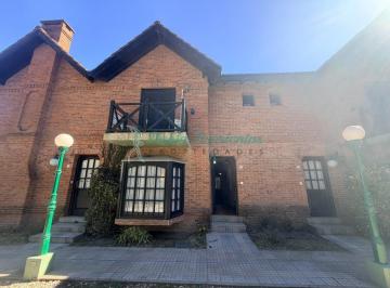 Departamento · 90m² · 3 Ambientes · 1 Cochera · Vendo Duplex Pinamar Calle Cazon 899