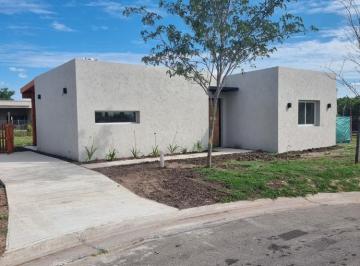 Casa de 4 ambientes, Pilar · Casa en San Ramon