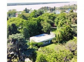 Casa · 295m² · 4 Ambientes · 2 Cocheras · Casa en Venta, Alberdi Zona Barranca, Posibilidad Para Construir un Condominio