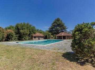 Terreno · 4850m² · 1 Ambiente · Terreno Ideal Desarrollo Inmobiliario en Funes, Venta.