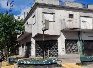 Local comercial · 42m² · Amplio Local Sobre Av J. m. Paz en Alquiler. a 100 m. Barcala