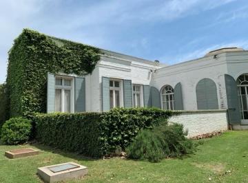 Casa · 581m² · 6 Ambientes · 5 Cocheras · Casa de Campo en Alquiler Temporario en La Colina Open Door