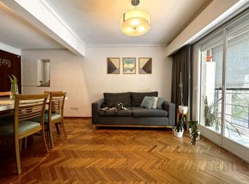 Departamento · 60m² · 4 Ambientes · Departamento en Venta, Martin, Rosario Dos Dorm. por Escalera en Oportunidad!