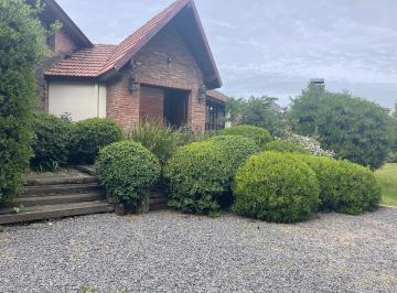 Quinta vacacional · 450m² · 5 Ambientes · Quinta en Venta en Pacheco