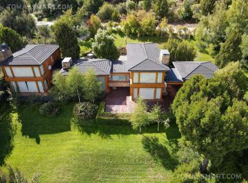 Casa · 444m² · 6 Dormitorios · 2 Cocheras · Casa - Terrazas del Golf