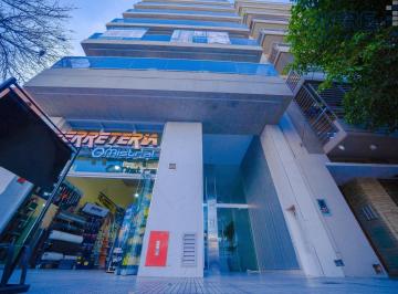 Local comercial · 163m² · 1 Ambiente · Local a La Vía Publica de 164 m² Venta con Renta! Posibilidad de Comprar con Cómodas Cuotas!